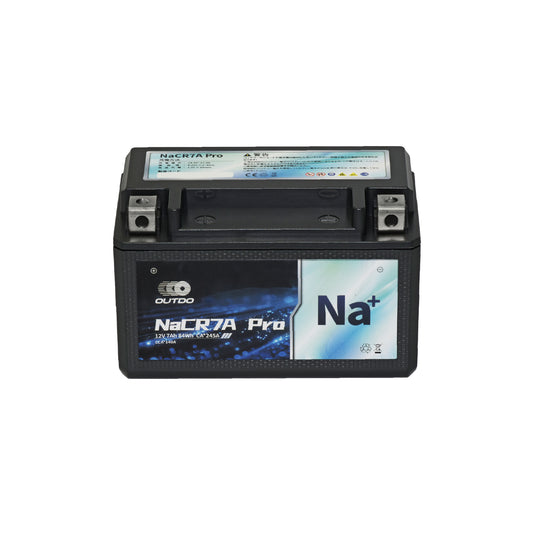 OUTDO ナトリウムイオン バイクバッテリー NaCR7A Pro（YTX7A-BS互換）の正面